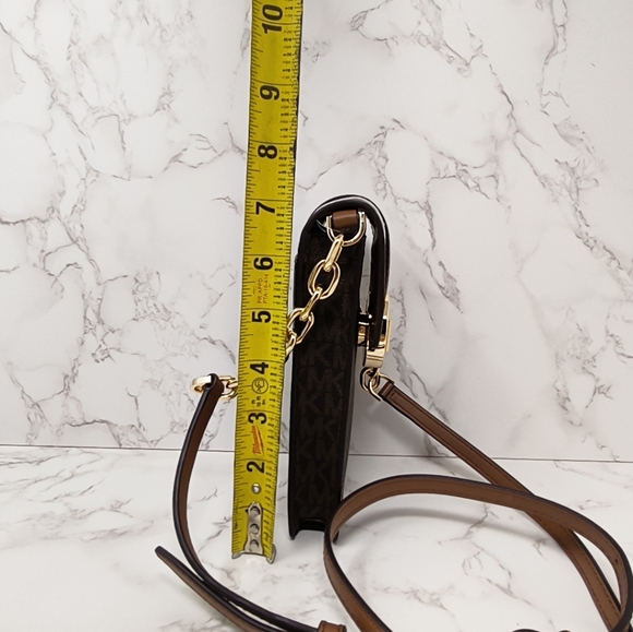 Michael Kors Carmen Small Phone Crossbody - Picture 2 of 7